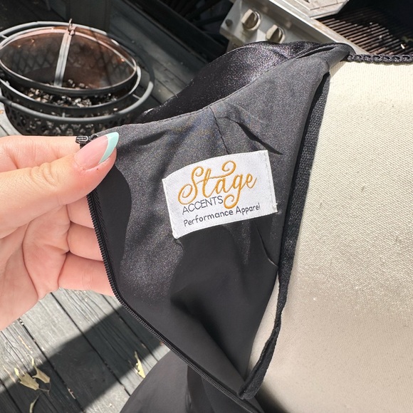 Black Modest Performance Dress, size L/8 - Picture 2 of 5